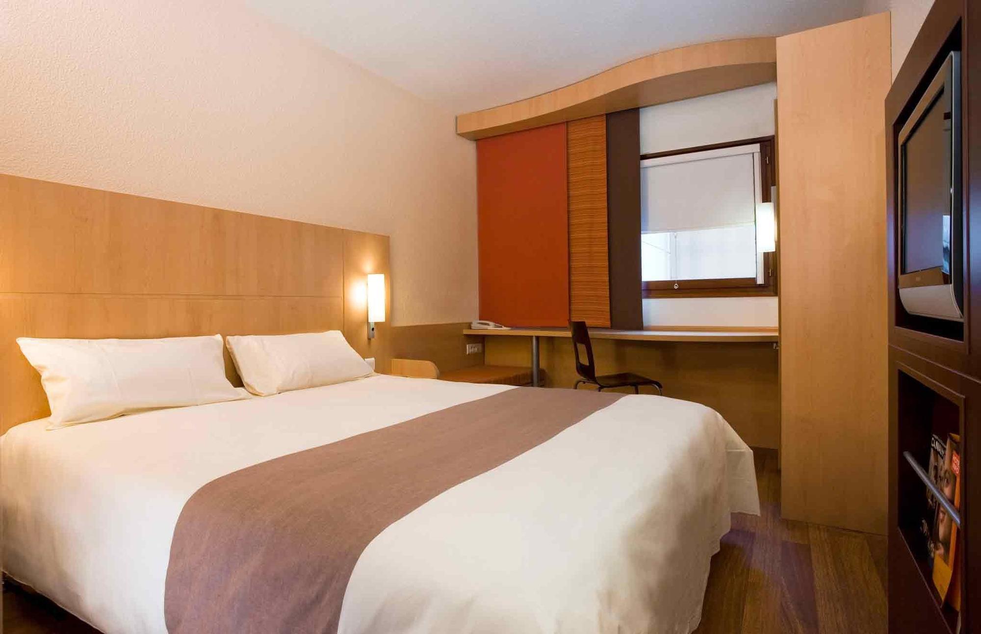 Ibis Saint Rambert D'Albon Hotell Exteriör bild